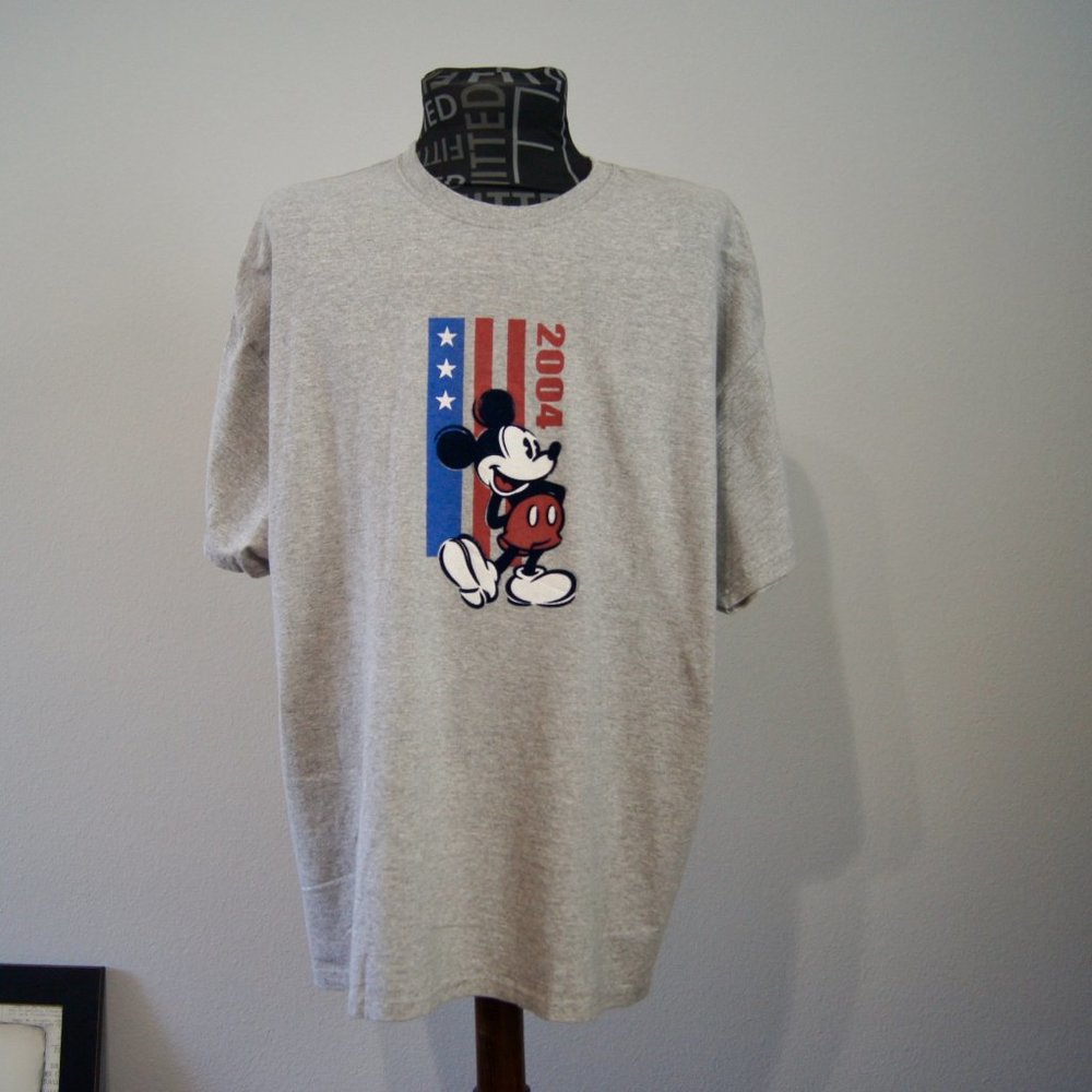 Disney Store Men's Mickey Mouse Crewneck T-Shirt Gray Size 2XL